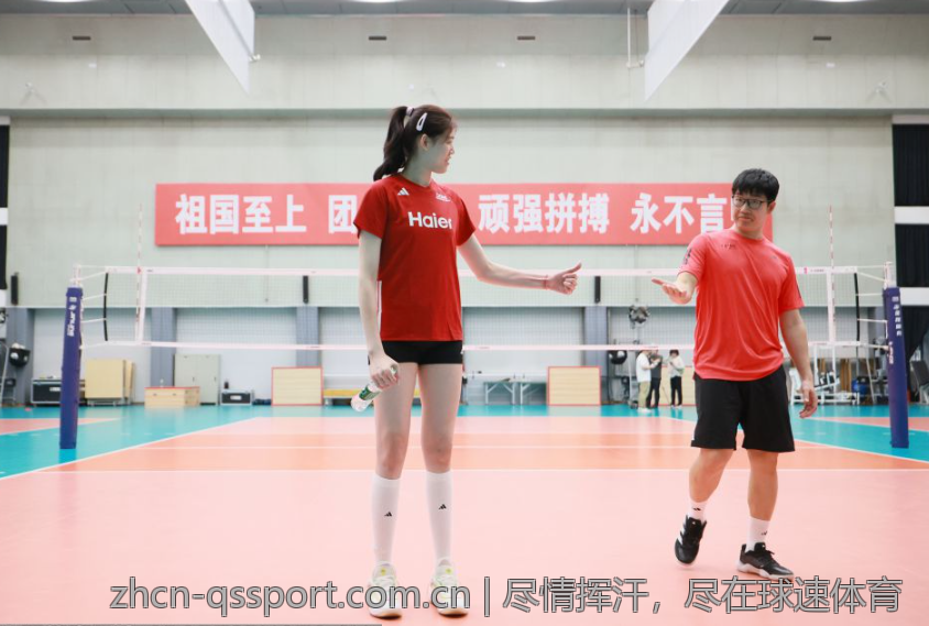 尽情挥汗，尽在球速体育